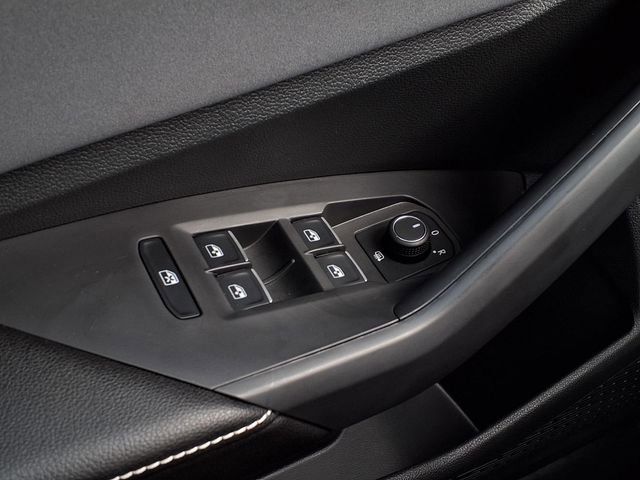 Used 2026 Volkswagen Jetta SE FWD image 18