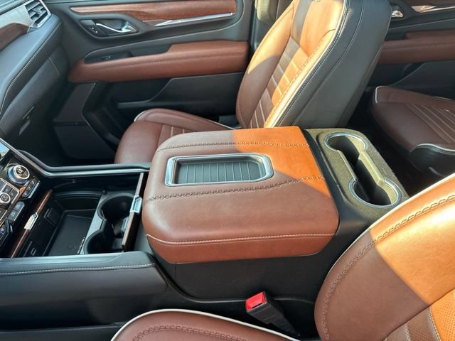 Used 2023 GMC Yukon XL Denali Ultimate AWD/4WD image 18