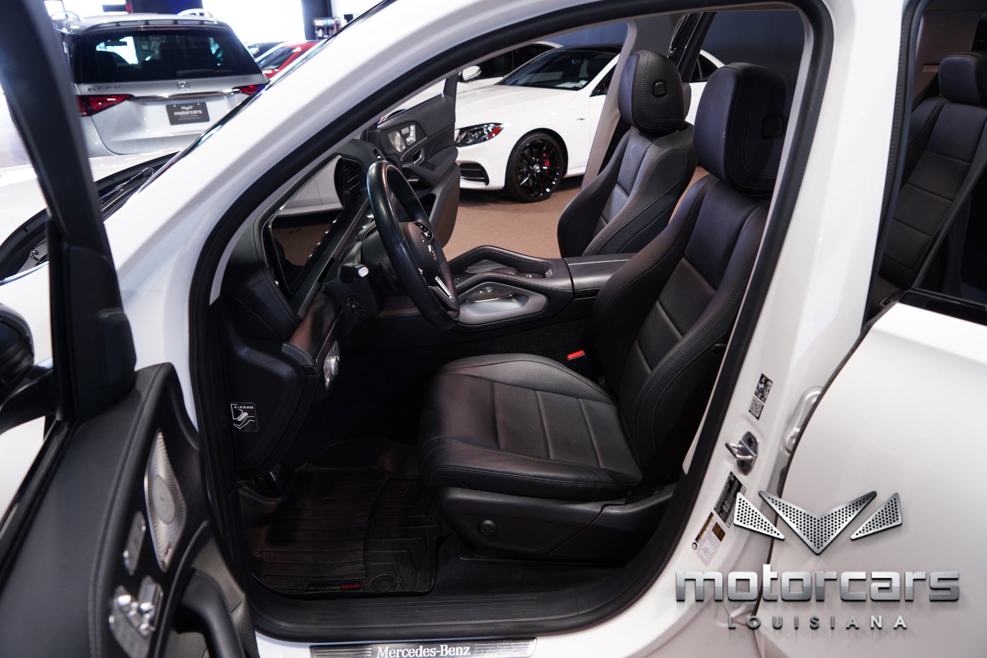 Used 2023 Mercedes-Benz GLS 450 4MATIC w/ AMG Line Exterior image 26