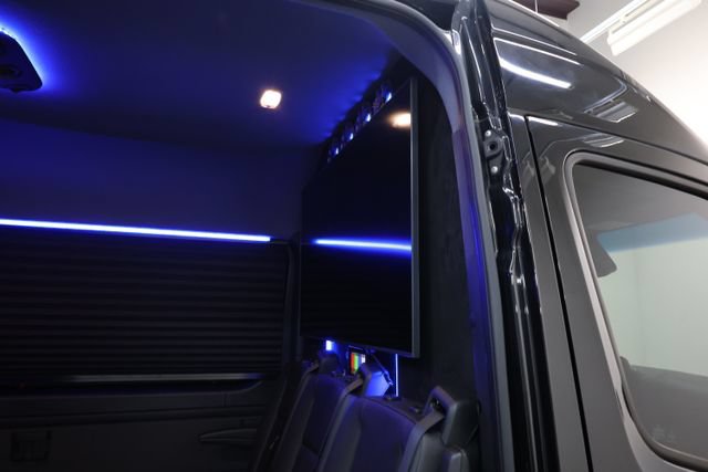 Used 2022 Mercedes-Benz Sprinter 2500 image 65