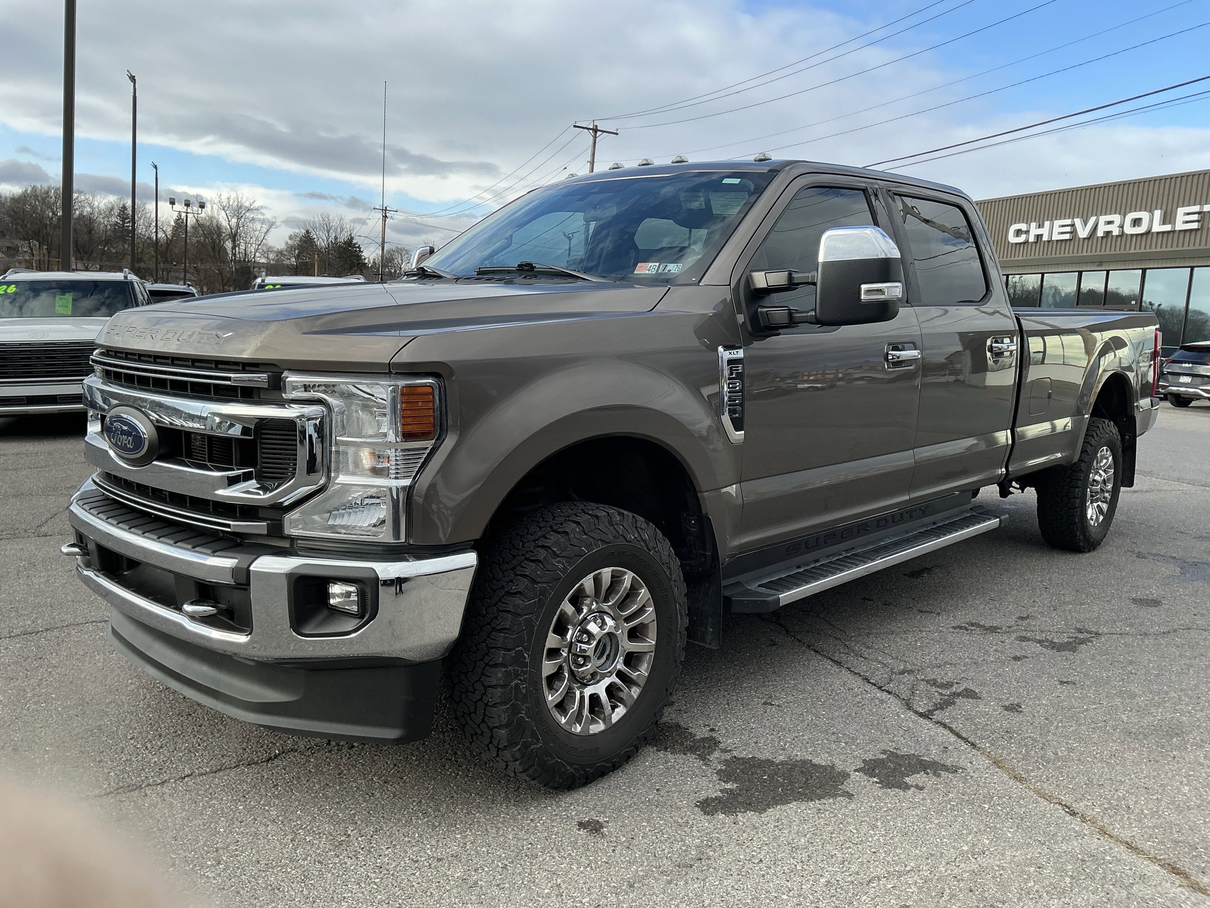 Used 2021 Ford F350 XLT w/ XLT Premium Package image 10