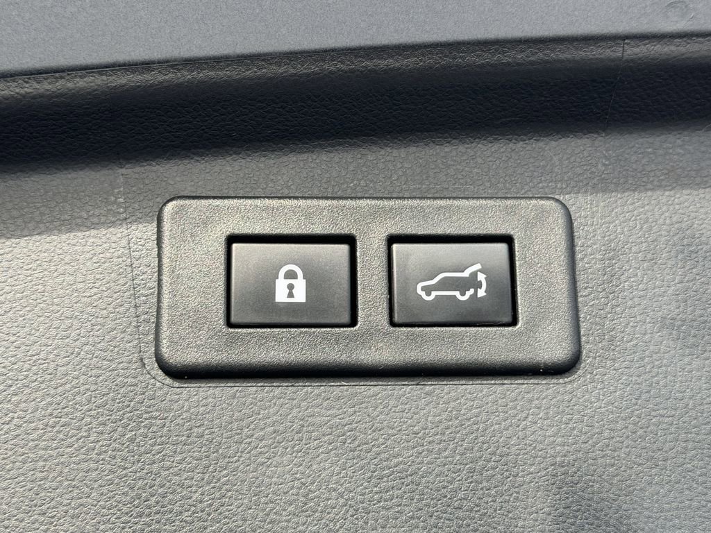 Used 2023 Subaru Outback Limited XT image 14