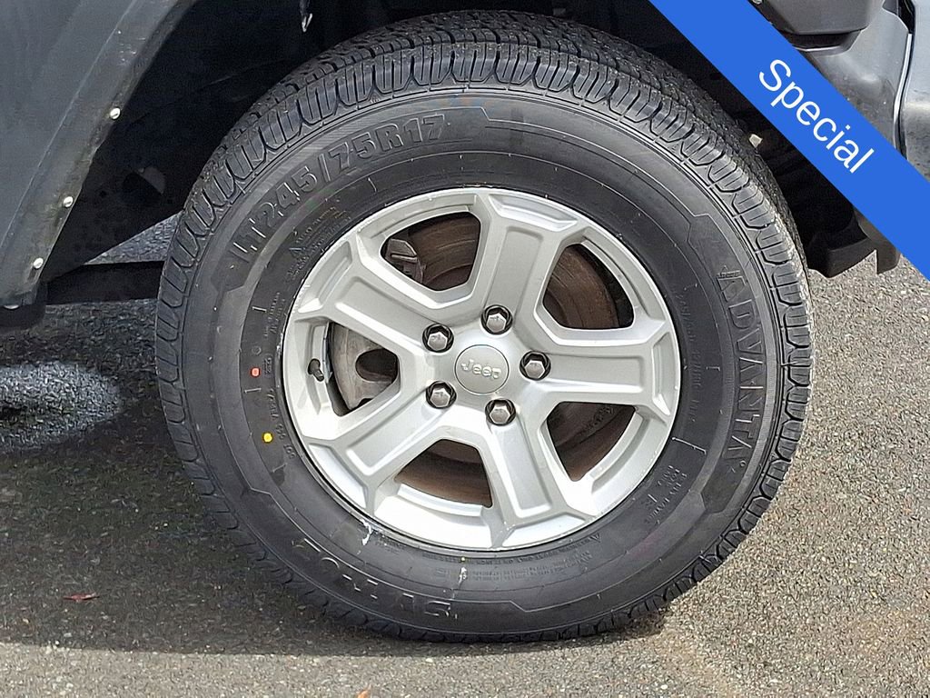 Used 2021 Jeep Wrangler Unlimited Sport image 29