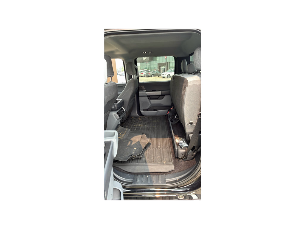 Used 2022 Ford F150 XLT w/ Equipment Group 302A High AWD/4WD image 10