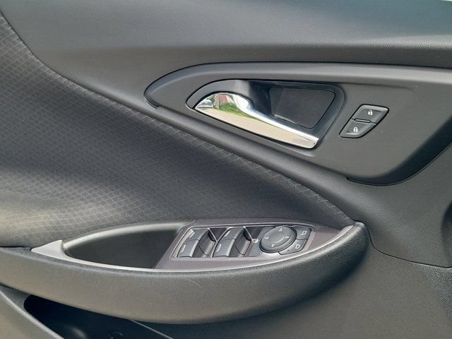 Used 2021 Chevrolet Malibu RS FWD image 19
