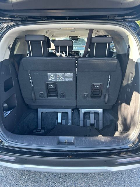 Certified 2024 Kia Carnival EX FWD image 16