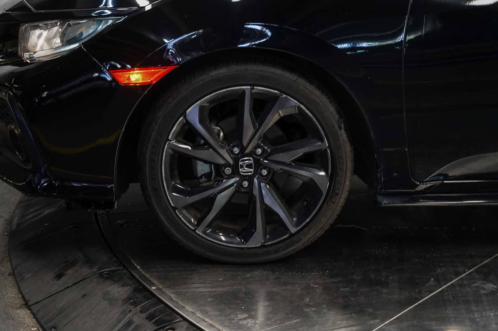 Used 2019 Honda Civic Sport image 9