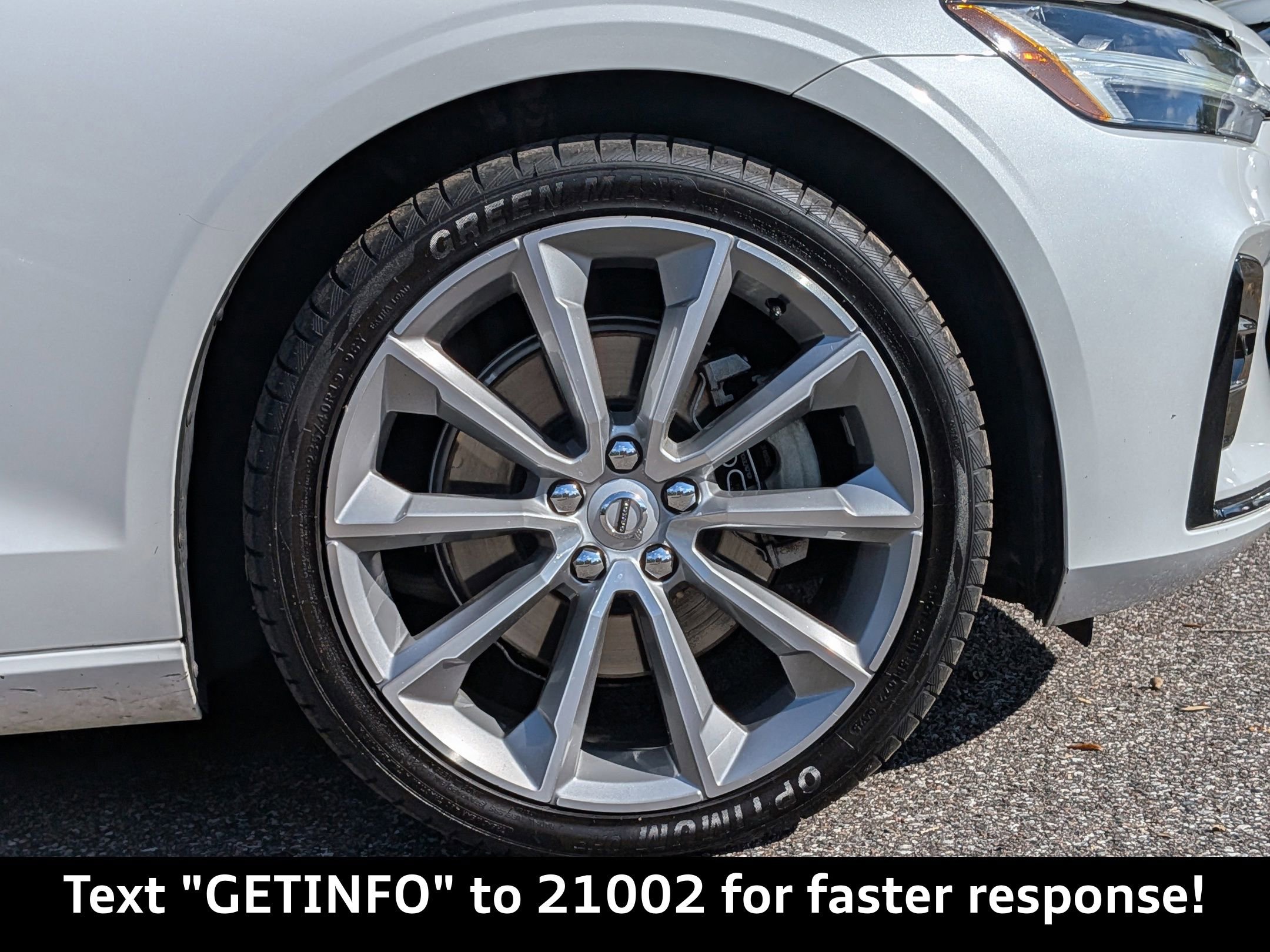 Used 2021 Volvo S60 T5 Momentum image 14