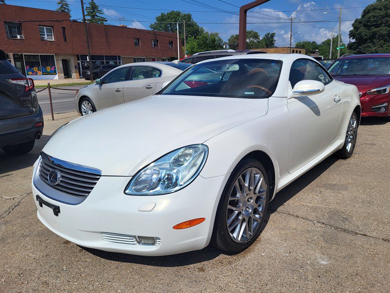Used 2004 Lexus SC 430 Convertible RWD image 3