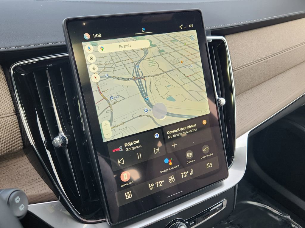 New 2026 Volvo XC90 T8 Plus w/ Protection Package Premier image 7