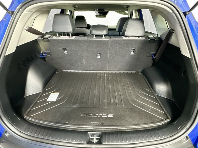 Used 2022 Kia Seltos Nightfall Edition image 32