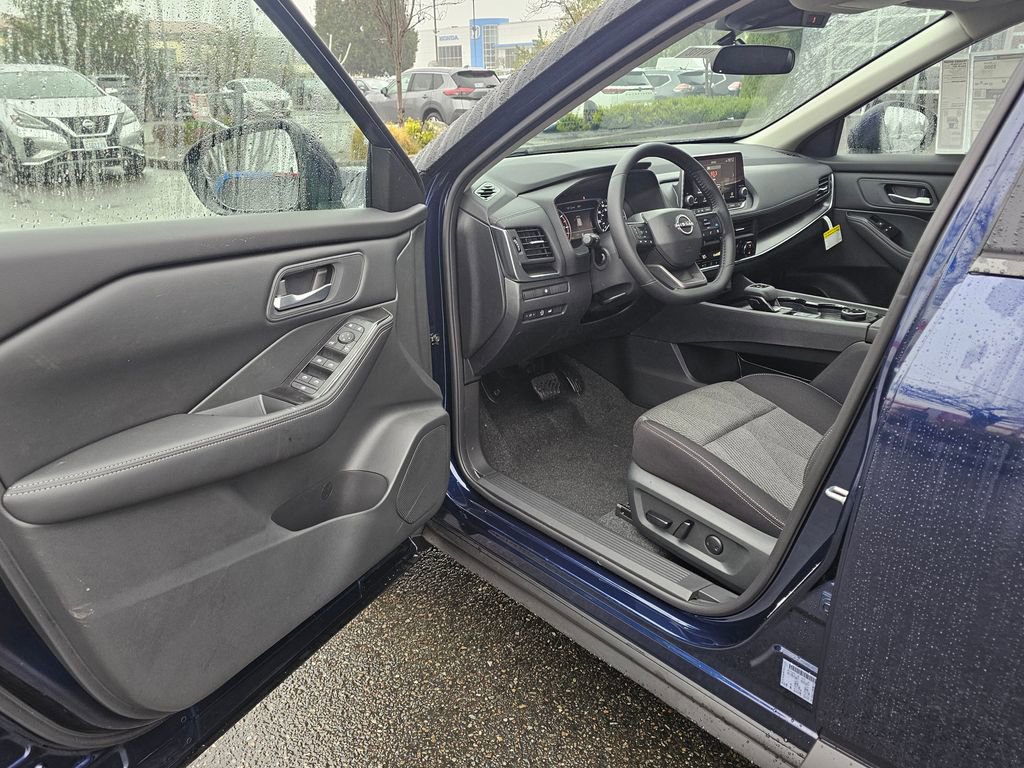 New 2026 Nissan Rogue SV AWD/4WD image 23