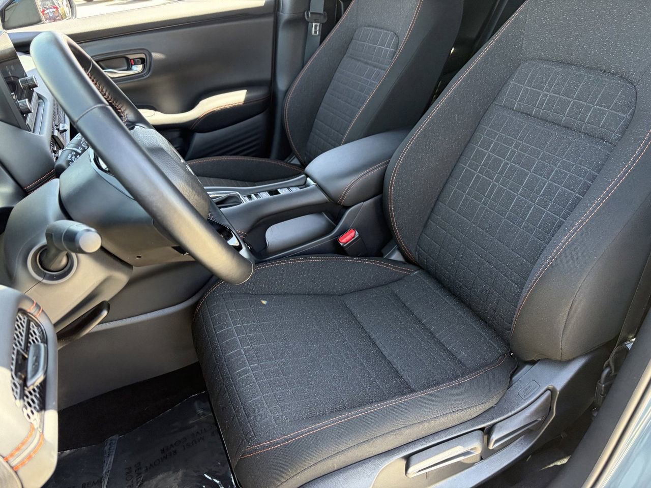 Certified 2025 Honda HR-V Sport image 19