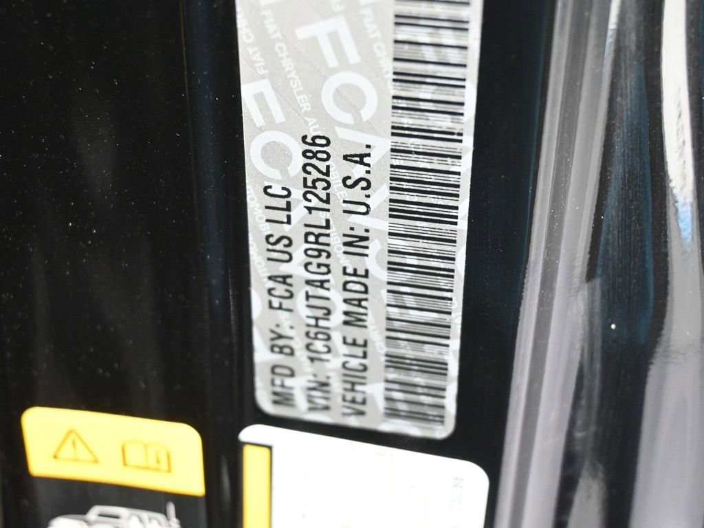 Used 2024 Jeep Gladiator Sport image 15