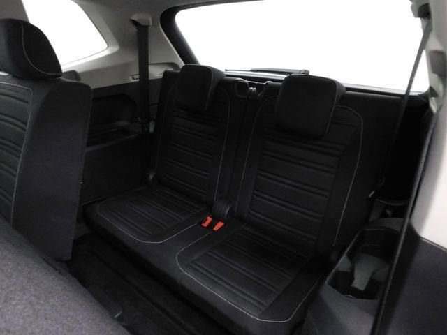 Used 2024 Volkswagen Tiguan S image 30