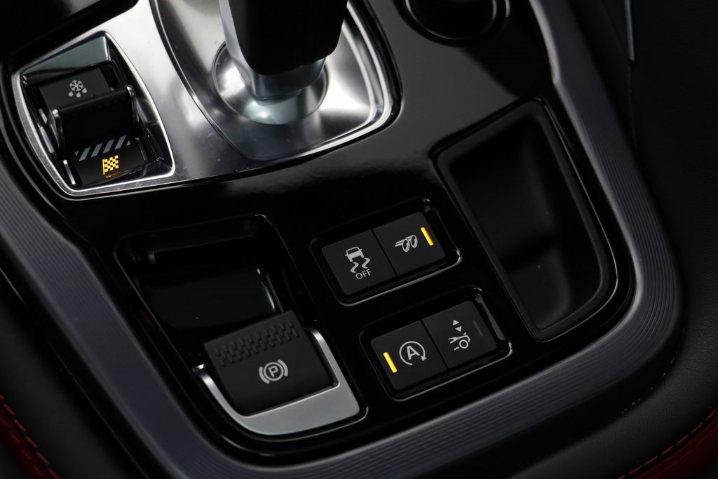 Used 2023 Jaguar F-TYPE R image 16