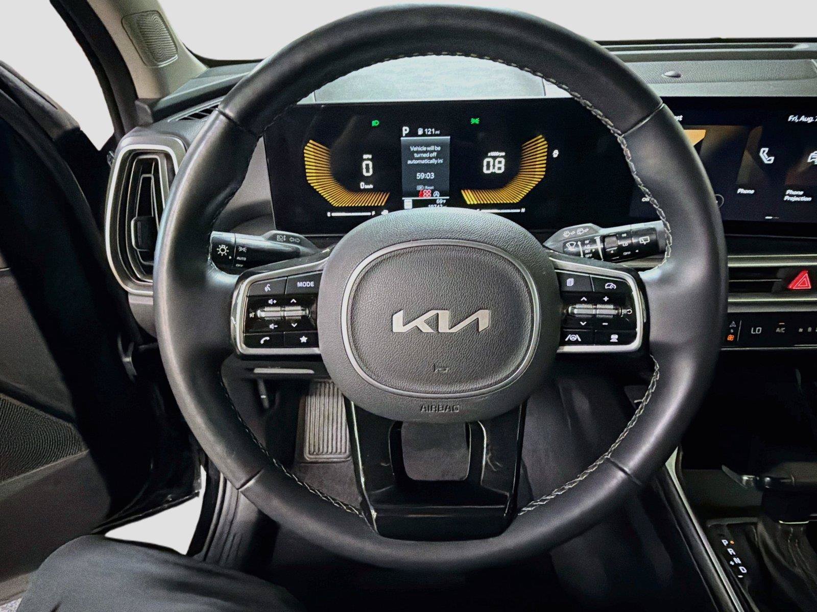 Used 2025 Kia Sorento EX AWD/4WD image 16