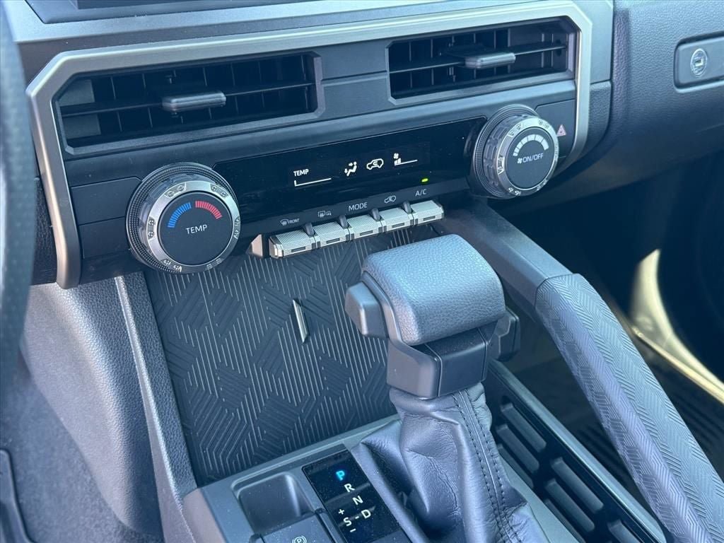 Used 2026 Toyota 4Runner SR5 AWD/4WD image 26