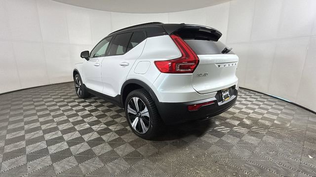 Used 2023 Volvo XC40 Recharge Plus AWD/4WD image 5