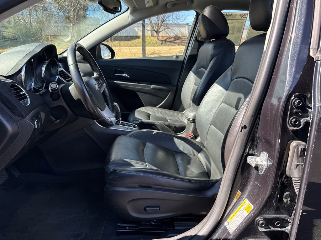 Used 2015 Chevrolet Cruze LTZ w/ Sun, Sound and Sport Package image 12
