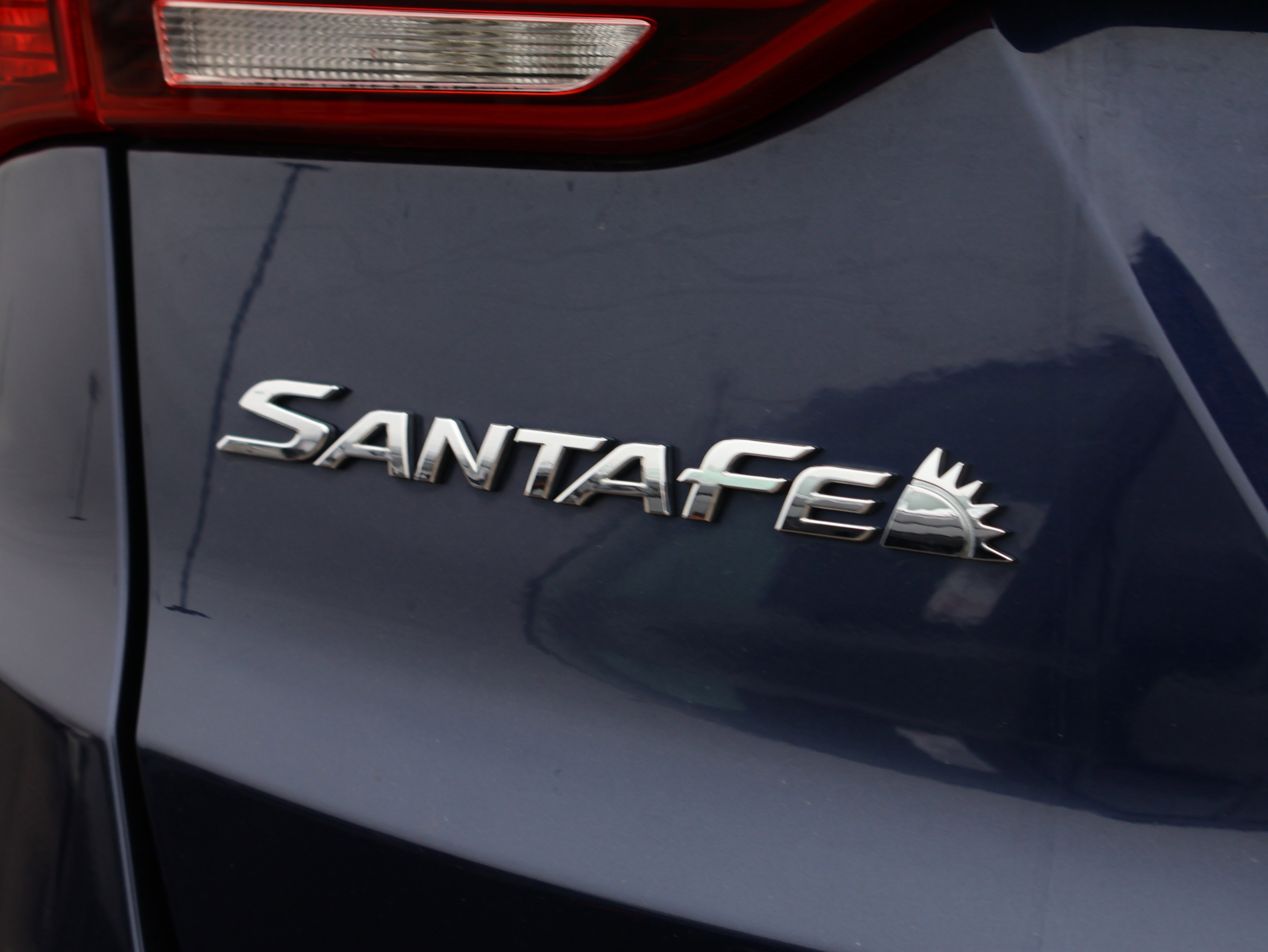 Used 2017 Hyundai Santa Fe Sport image 17