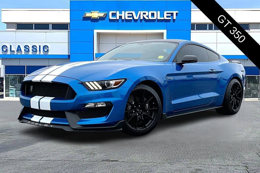 Used 2020 Ford Mustang Shelby GT350 w/ Technology Package image 3