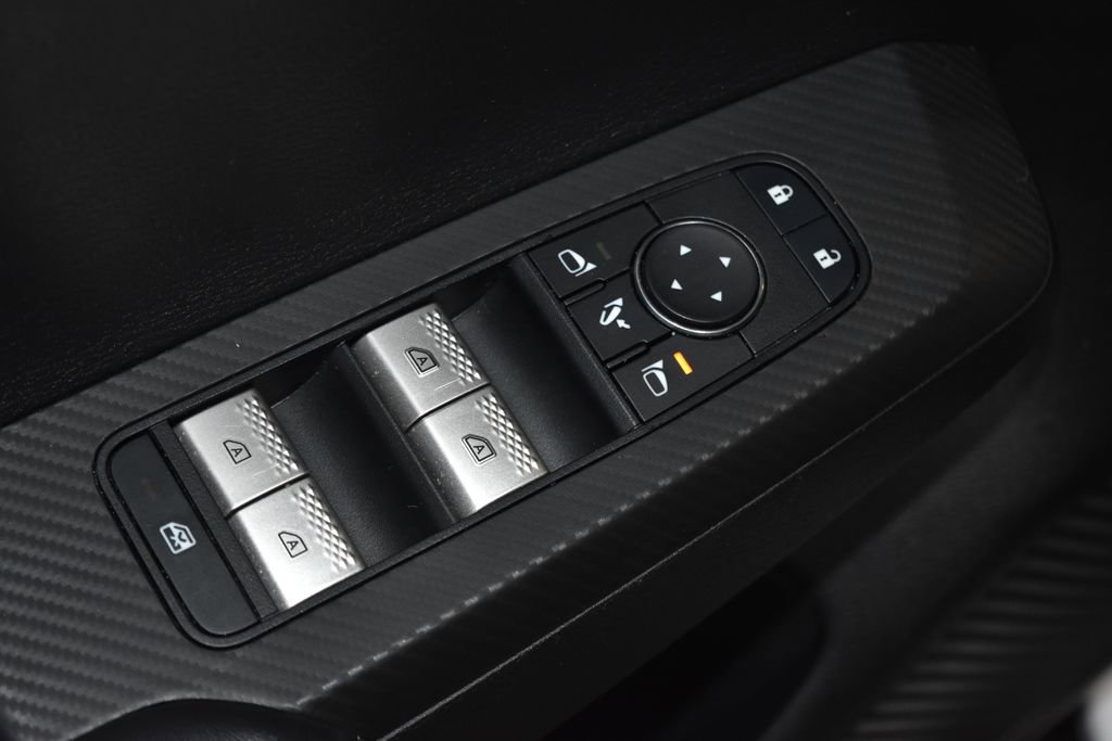 Used 2024 Mitsubishi Outlander Ralliart image 5