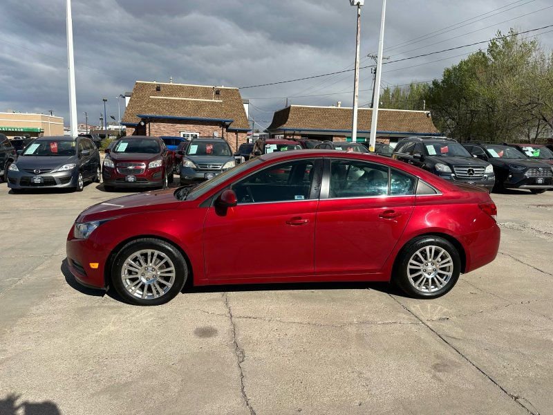 Used 2013 Chevrolet Cruze Eco image 4