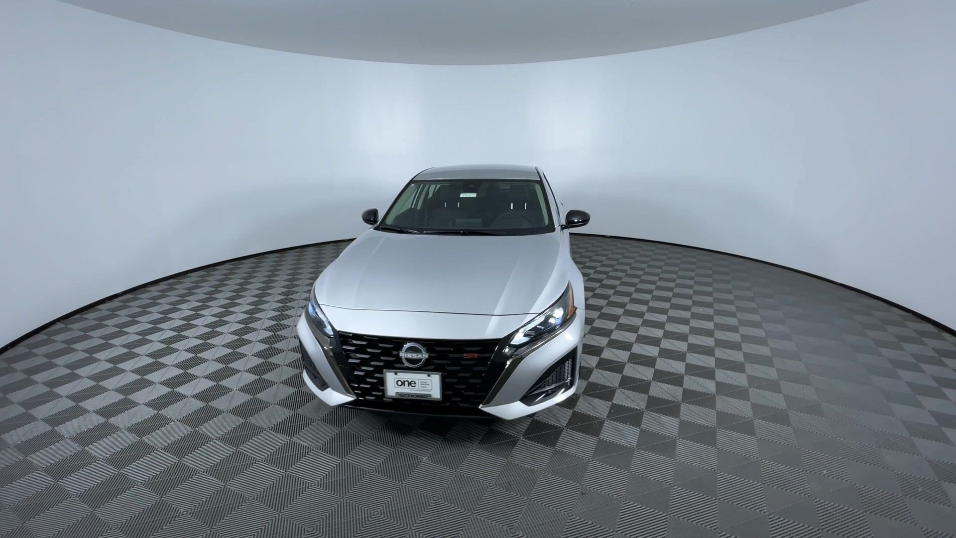 Certified 2025 Nissan Altima 2.5 SR AWD/4WD image 3