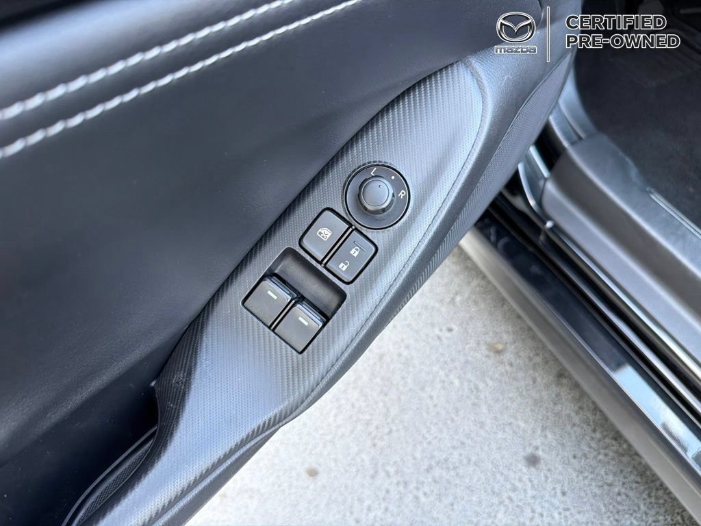 Used 2022 MAZDA MX-5 Miata RF Grand Touring RWD image 32