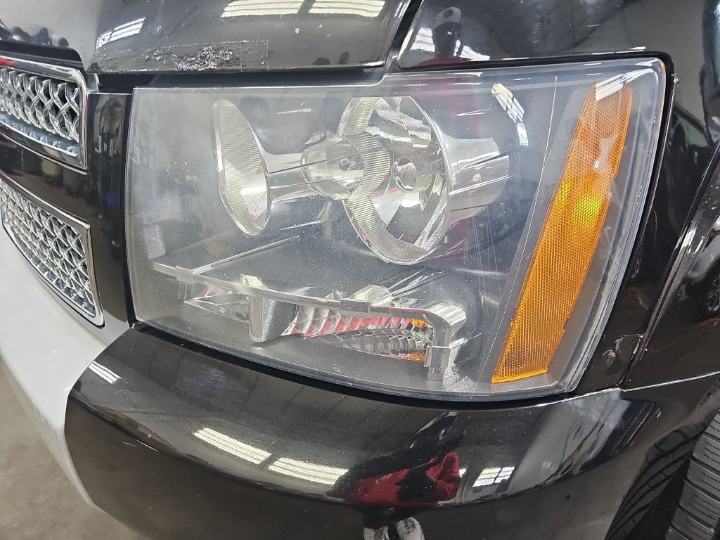 Used 2010 Chevrolet Suburban LT AWD/4WD image 36