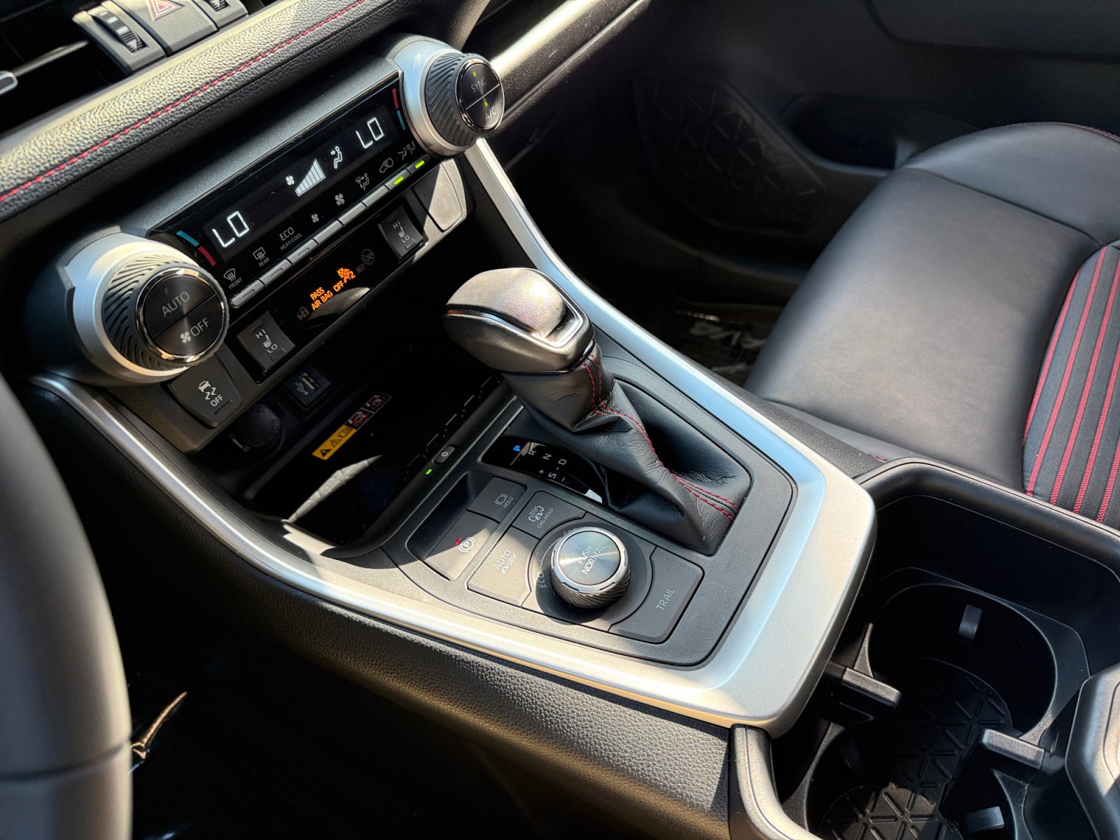 Used 2023 Toyota RAV4 XSE w/ Weather Package image 13