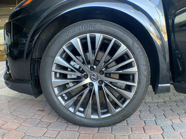 Certified 2025 Lexus RX 450h AWD w/ Convenience Package image 10