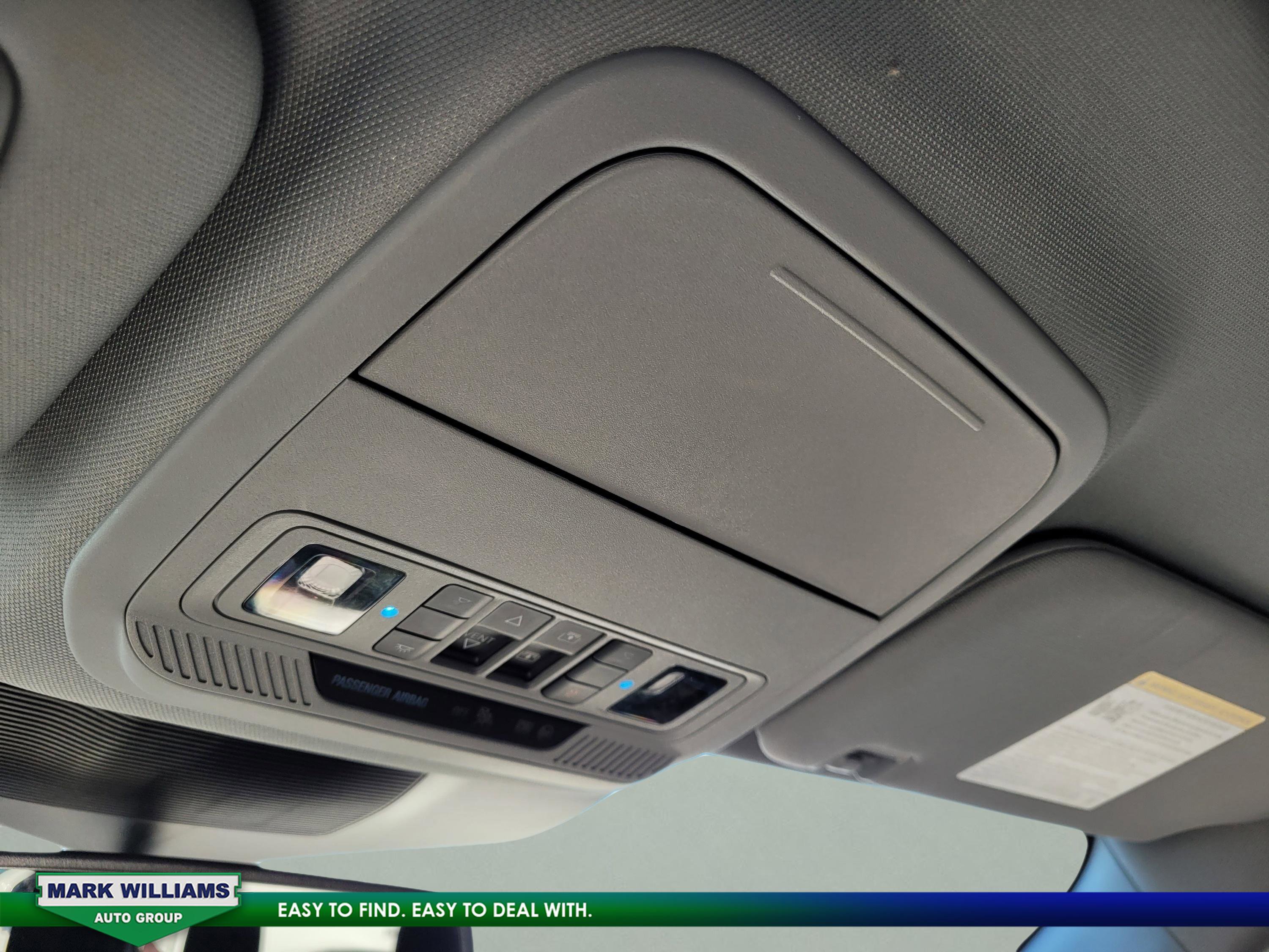 Used 2023 Ford Explorer Limited w/ Limited Technology Package image 27