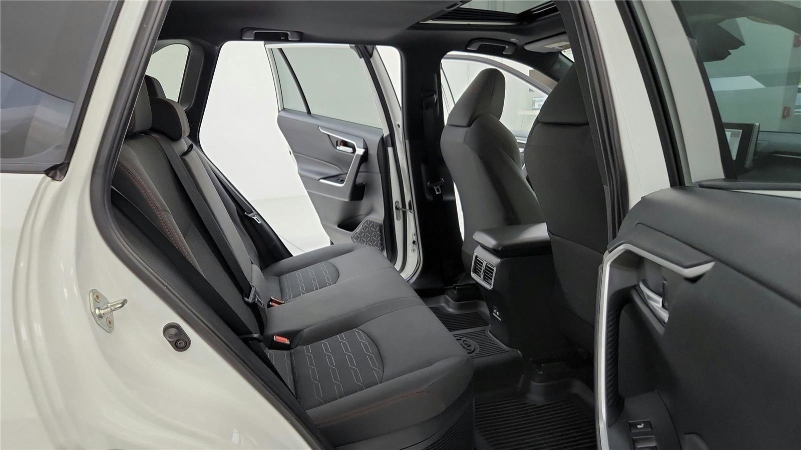 Certified 2024 Toyota RAV4 SE image 18