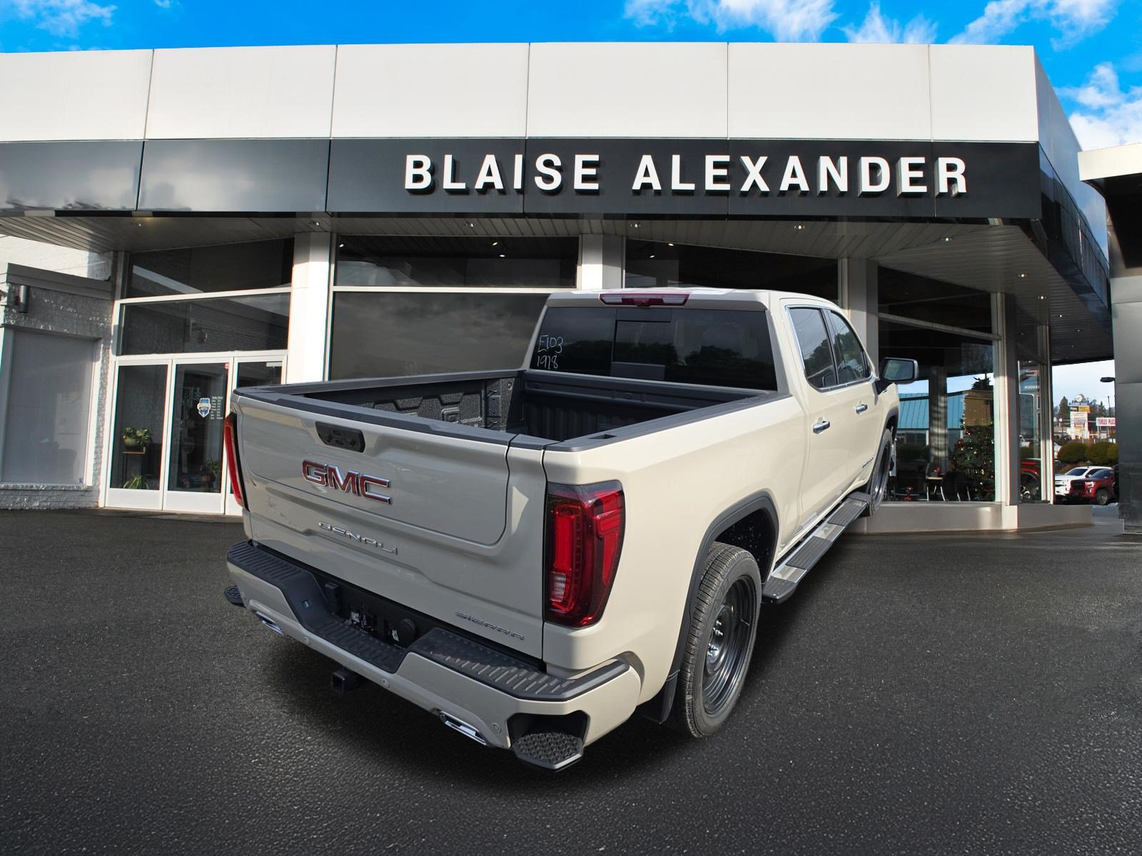 New 2026 GMC Sierra 1500 Denali AWD/4WD image 3