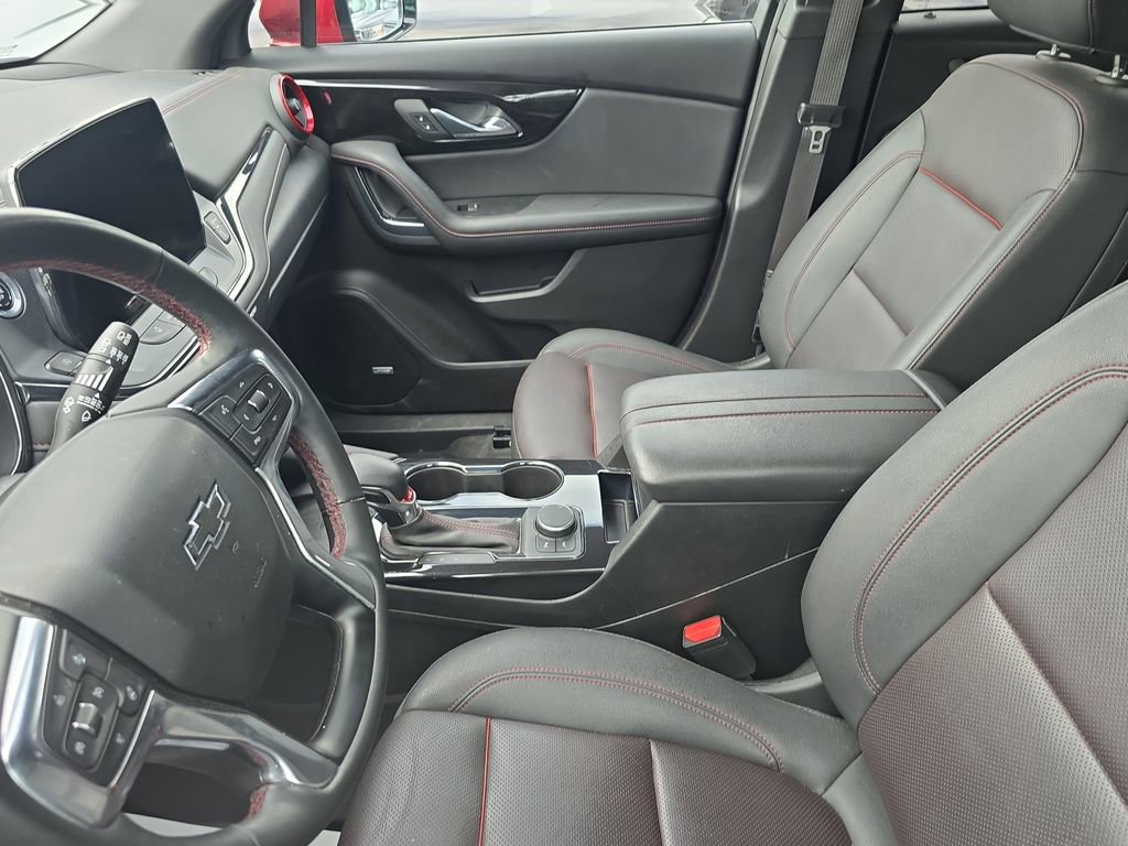 Used 2024 Chevrolet Blazer RS image 11