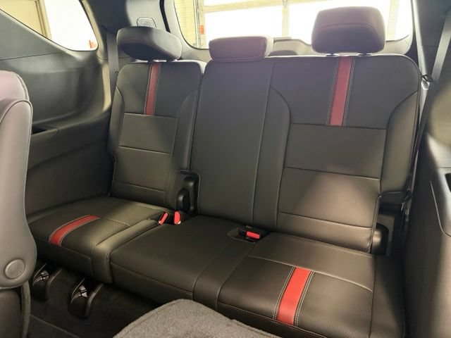 New 2027 Chevrolet Traverse RS AWD/4WD image 26