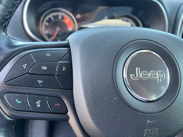Used 2020 Jeep Cherokee Trailhawk w/ Cold Weather Group AWD/4WD image 23