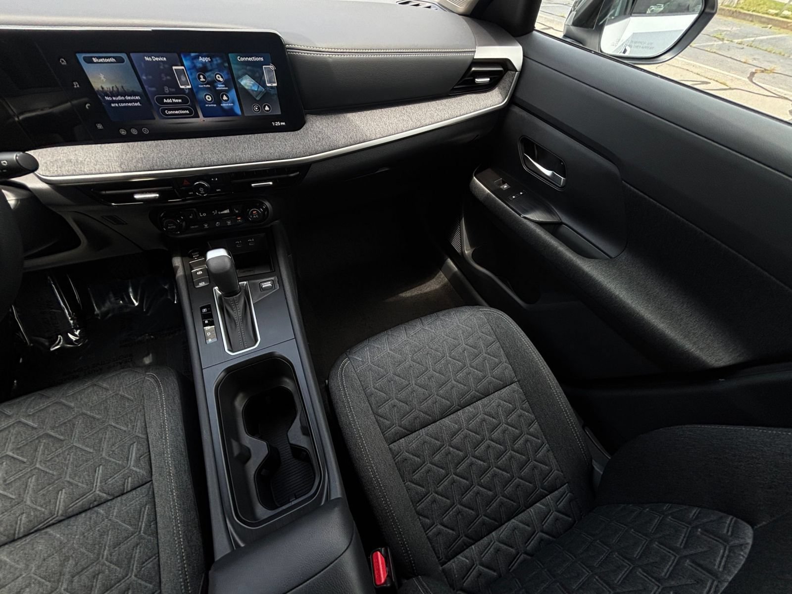 Used 2026 Nissan Kicks SV w/ Cold Weather Package FWD image 33