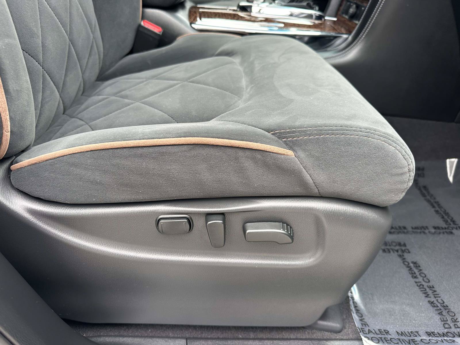 Used 2017 Nissan Armada SV AWD/4WD image 25