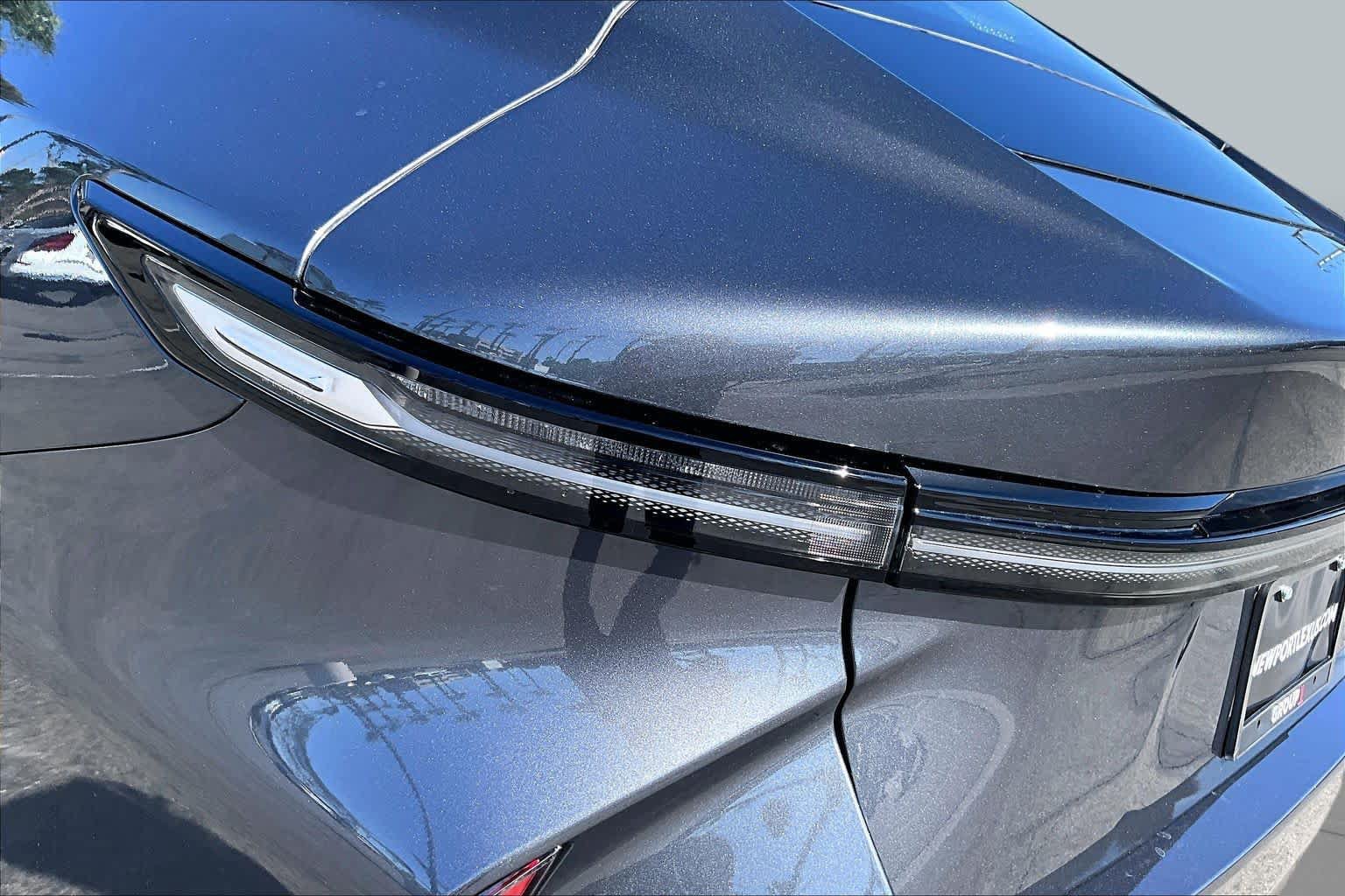 New 2026 Lexus ES 350e FWD image 12