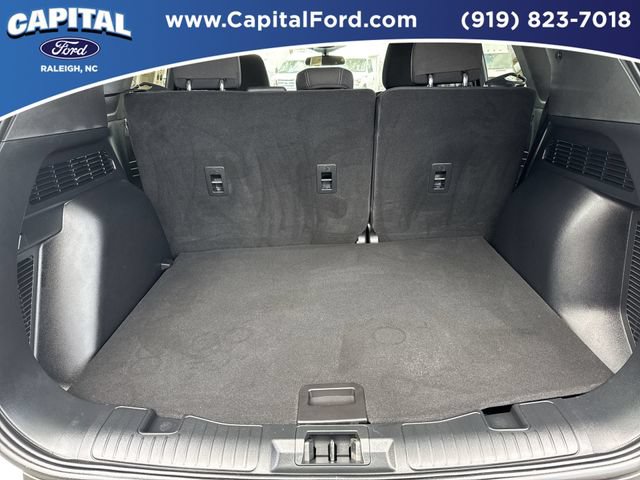 Certified 2025 Ford Escape Active w/ Cold Weather Package AWD/4WD image 16