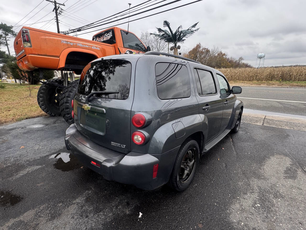 Used 2010 Chevrolet HHR LT image 7