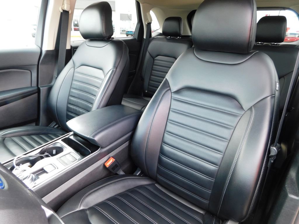 Used 2019 Ford Edge SEL w/ Equipment Group 201A image 15