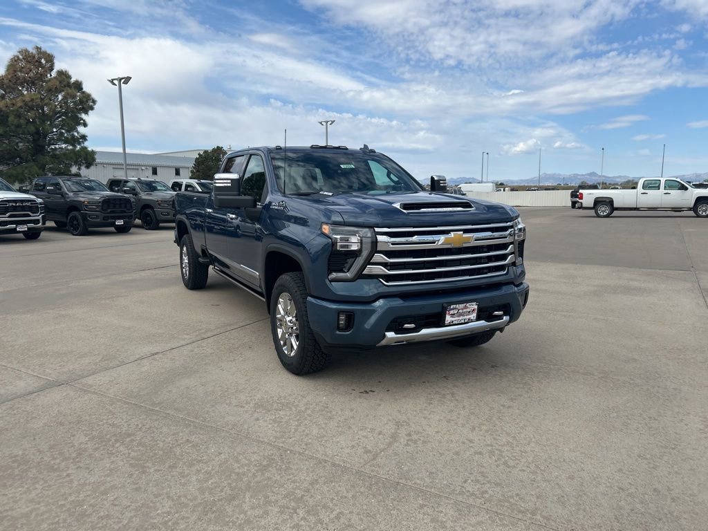 New 2026 Chevrolet Silverado 3500 High Country w/ Technology Package AWD/4WD image 8