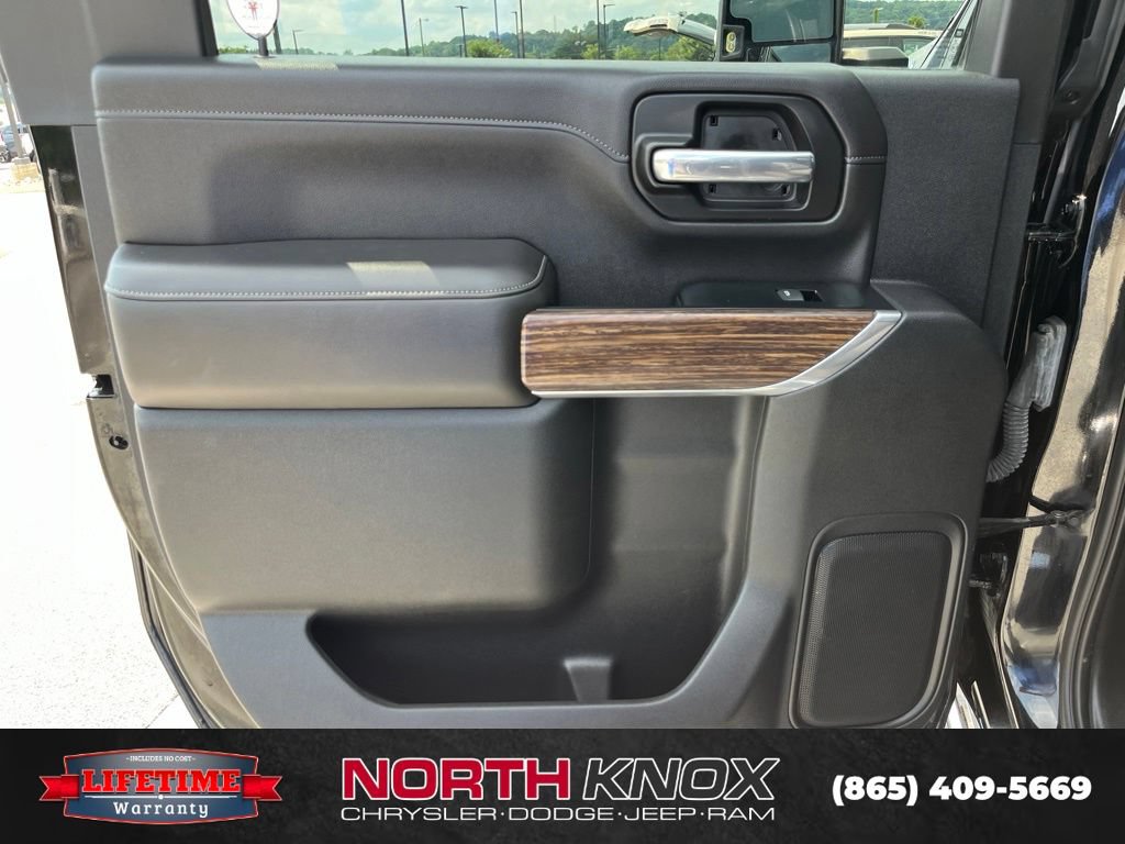 Used 2020 Chevrolet Silverado 2500 High Country w/ Gooseneck/5TH Wheel Package AWD/4WD image 16