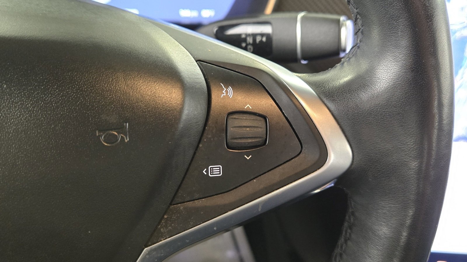 Used 2017 Tesla Model S 75D image 12