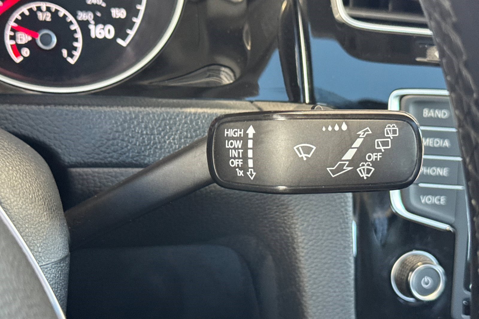 Used 2015 Volkswagen Golf SEL w/ Lighting Package (SEL) FWD image 34