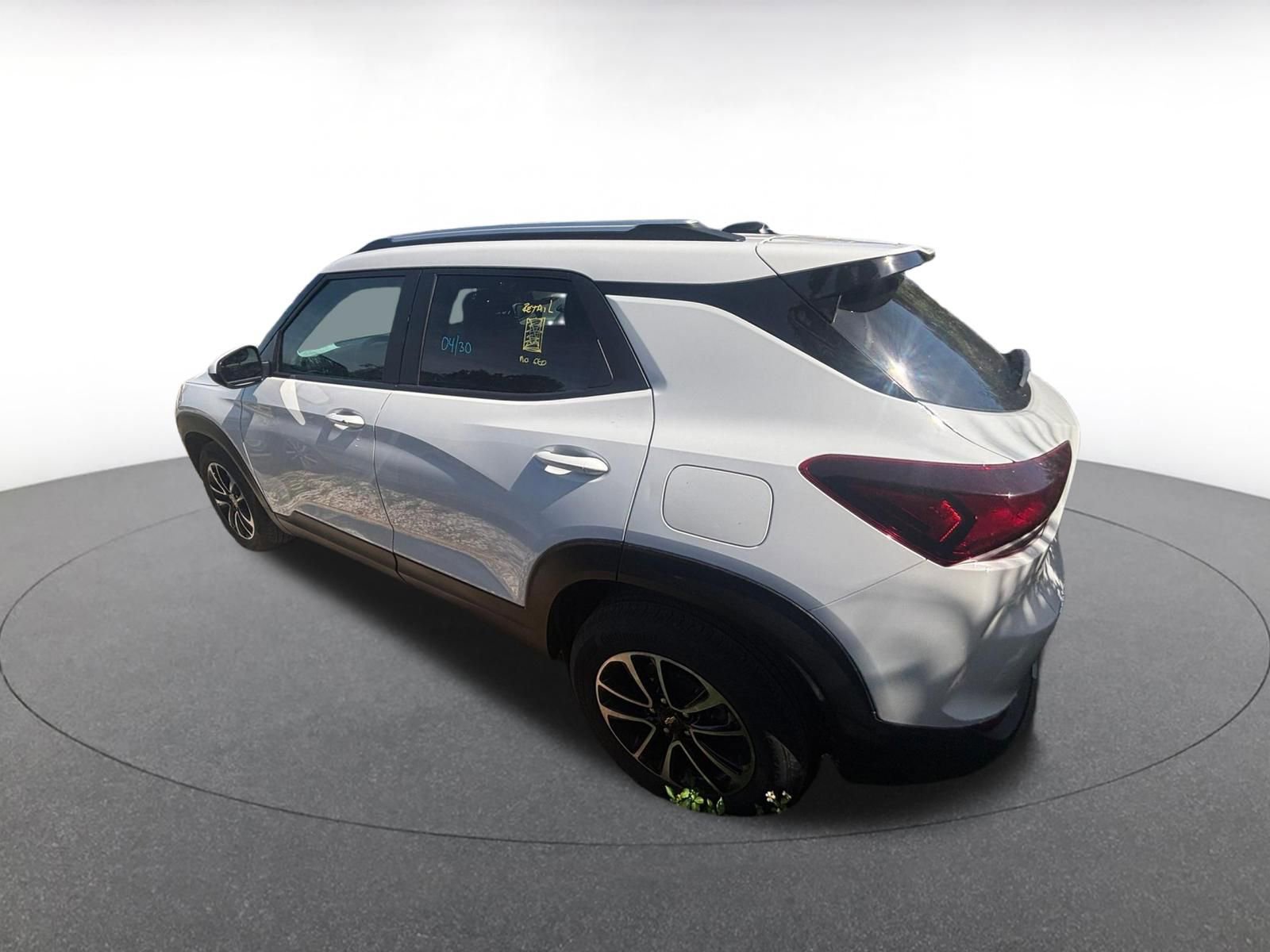 Used 2025 Chevrolet TrailBlazer LT FWD image 4